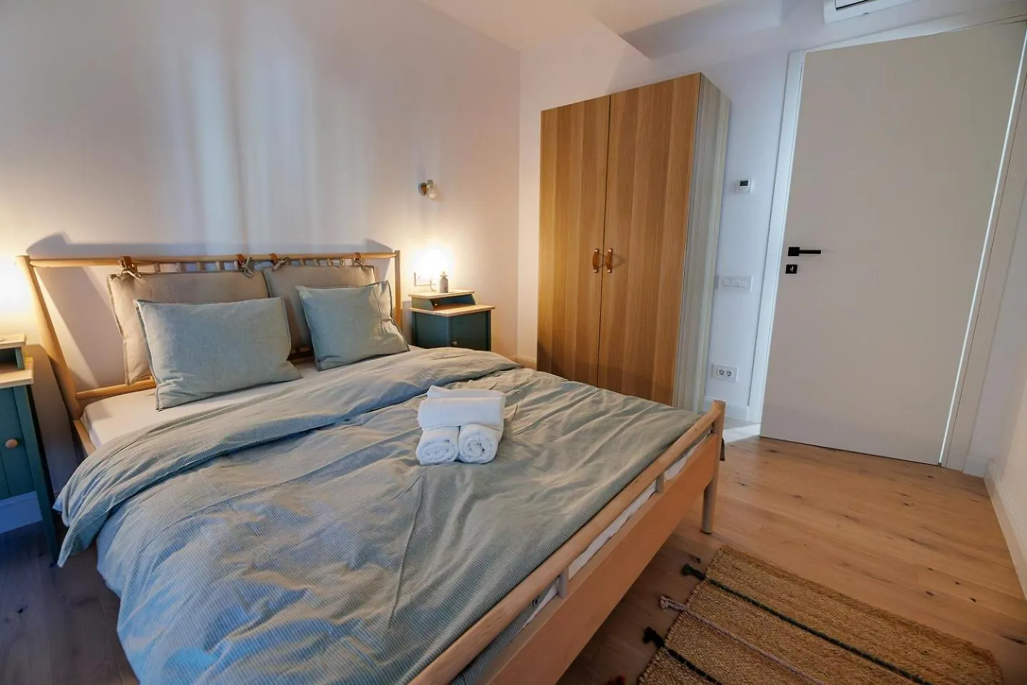 The Corner Luxe Apartment Bükreş