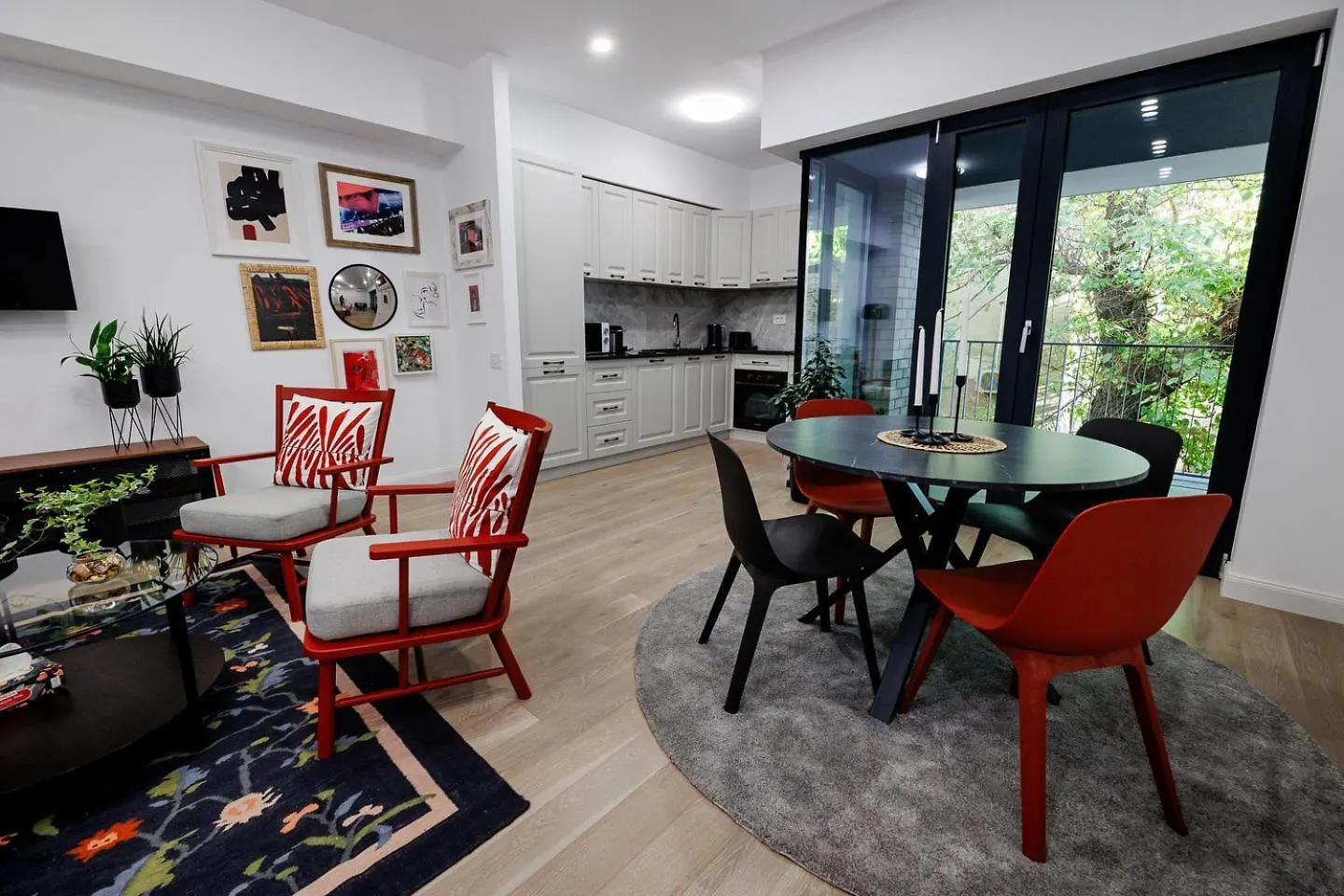 The Corner Luxe Apartment Bükreş